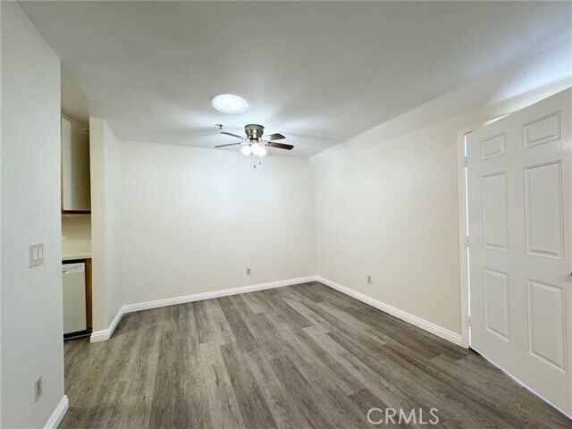 Foto del edificio - 17511 Newland St