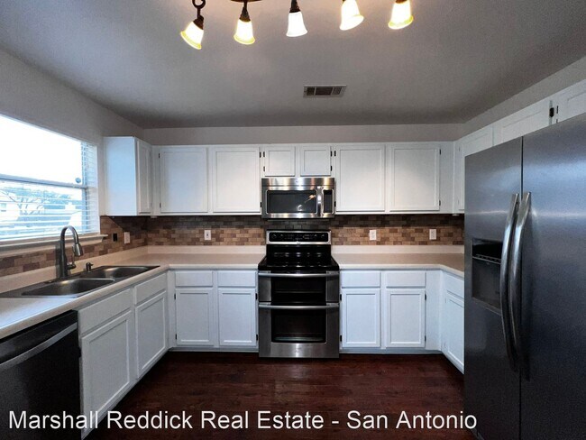 Building Photo - 3 br, 2 bath House - 10302 Lion Chase