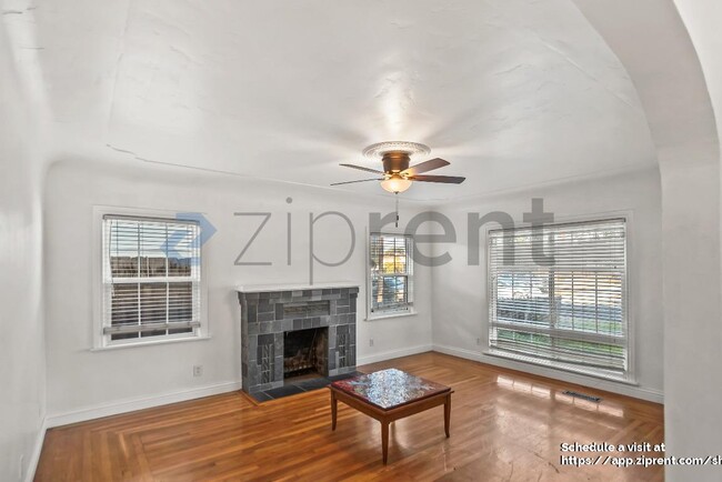 Building Photo - 855 N 17th St