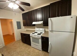 Building Photo - 2839 Saint Johns Ave