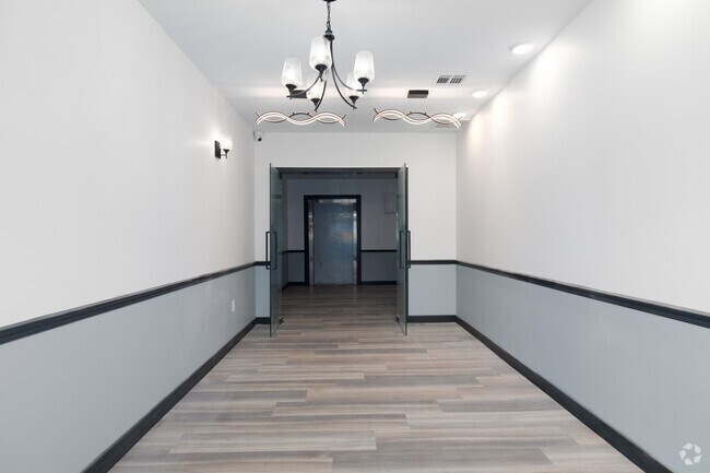 Vestíbulo - Oak Tree Plaza Apts