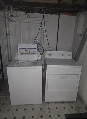 Building Photo - 40X Random Rd