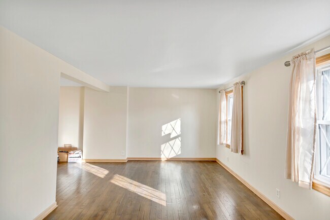 Foto del edificio - 5156 W 63rd Pl