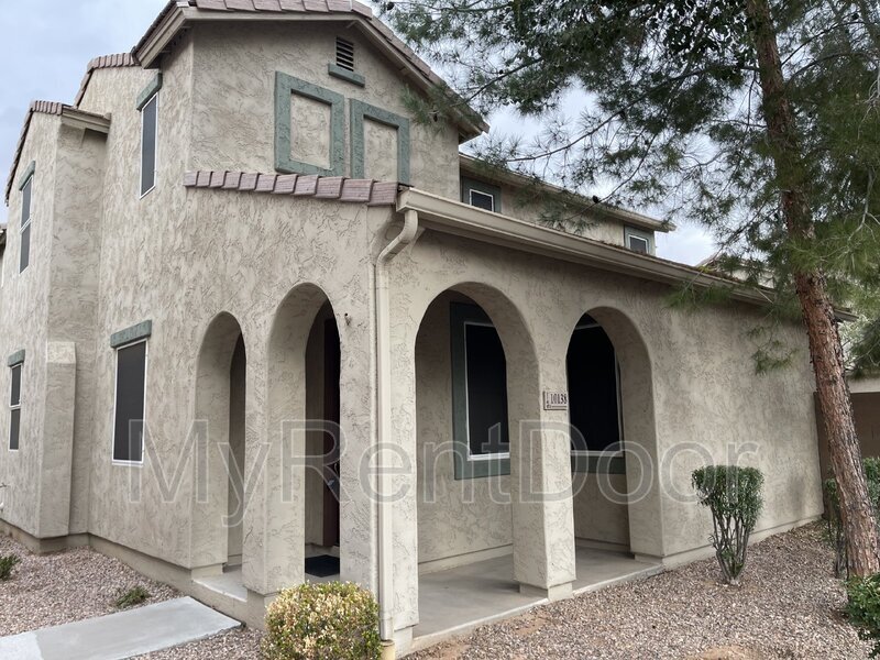 Primary Photo - 10138 E Isleta Ave