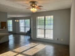 Foto del edificio - 723 Windchase Ln