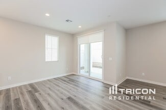 Building Photo - 31573 Dwight Dr