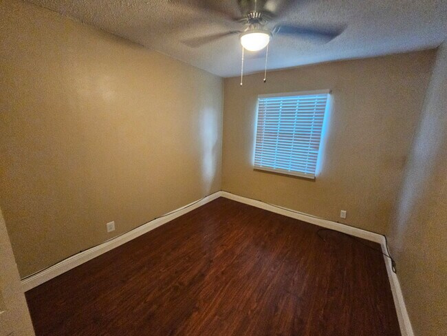 Building Photo - 641 SW 83rd Ave