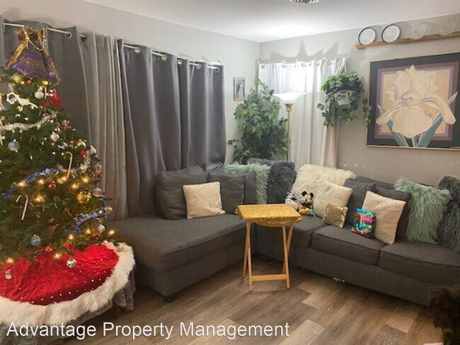Foto del edificio - 3 br, 1 bath House - 6901 W Sheridan Ave