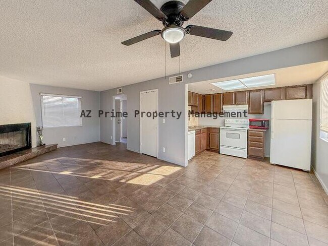 Foto del edificio - 15601 N 27th St