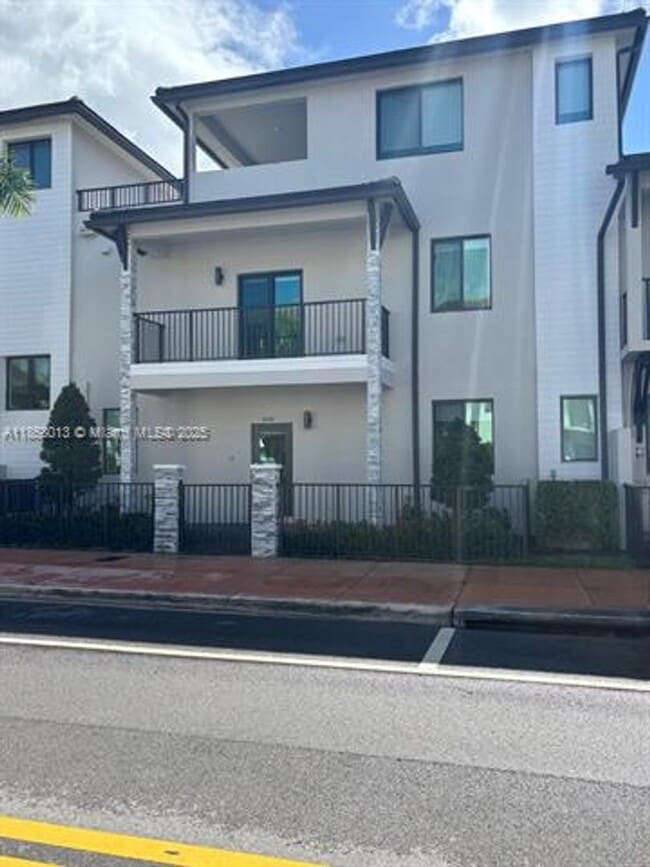 Photo - 4281 NW 83rd Ave Townhome