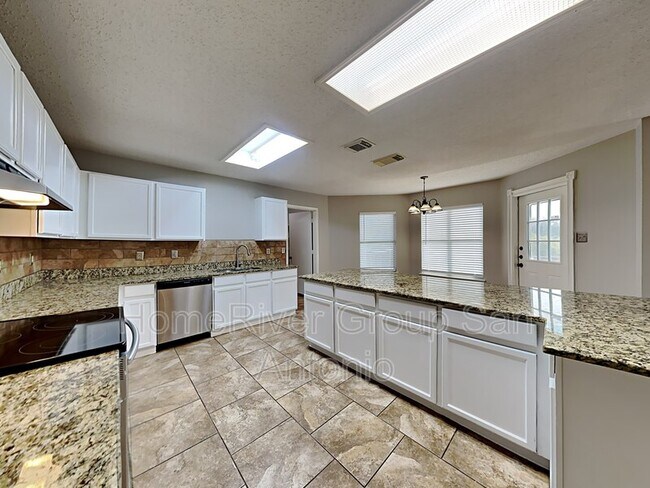 Foto del edificio - 18542 Brigantine Creek