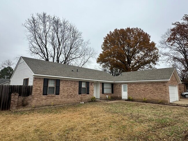 Building Photo - 7106 Hillshire Dr