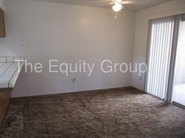 Building Photo - 1531 E Cross Ave