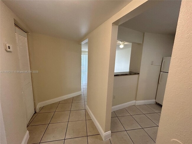 Building Photo - 4255 N University Dr