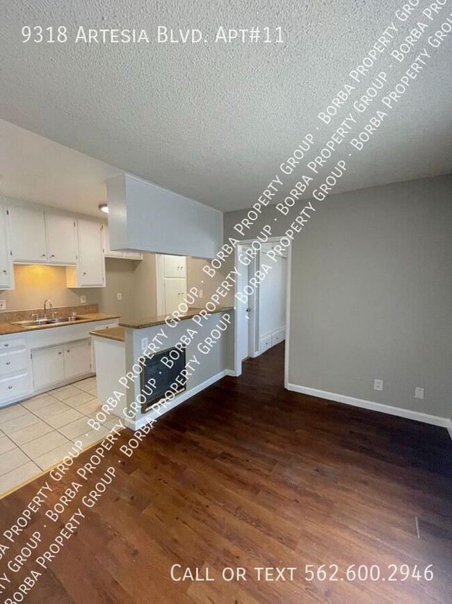 Foto del edificio - 9318 Artesia Blvd