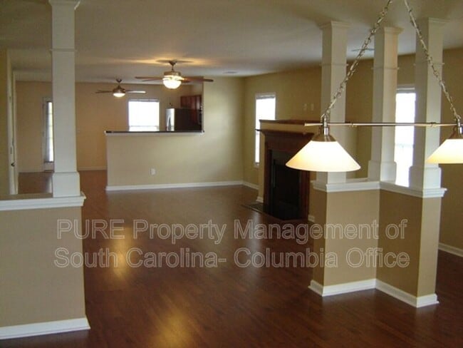 Building Photo - 104 White Cedar Ct