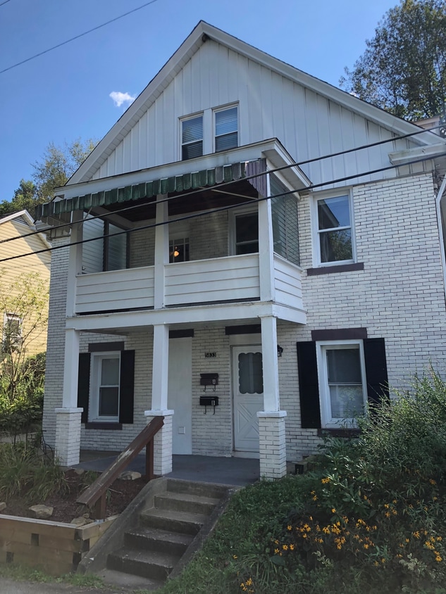 5833 Madison Ave, Export, PA 15632 Townhome Rentals in Export PA