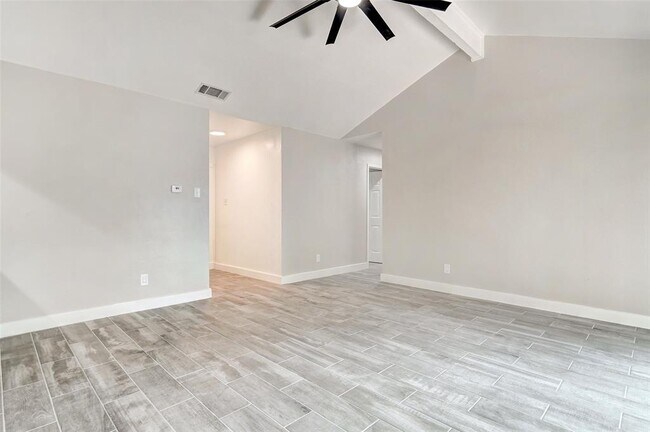 Building Photo - 12601 Mixson Dr