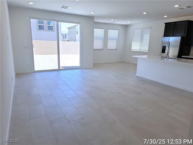 Building Photo - 2612 Tranquil Dawn St