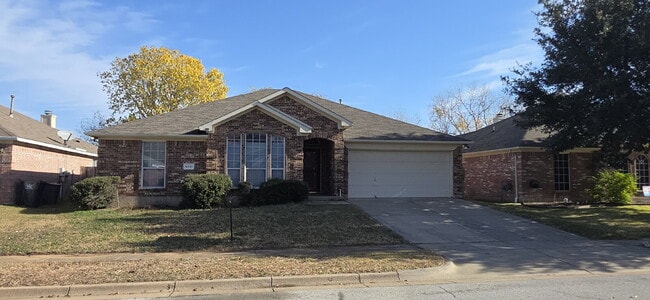Foto del edificio - Large 4 Bedroom in Kennedale ISD