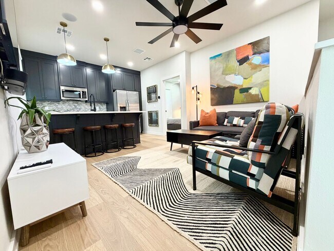 Foto del edificio - ***611 SW 2nd Street***