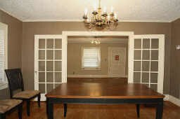 comedor - 228 S Indianapolis Ave