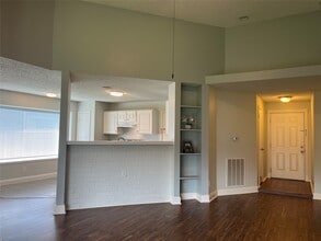 Building Photo - 2703 Hot Springs Dr