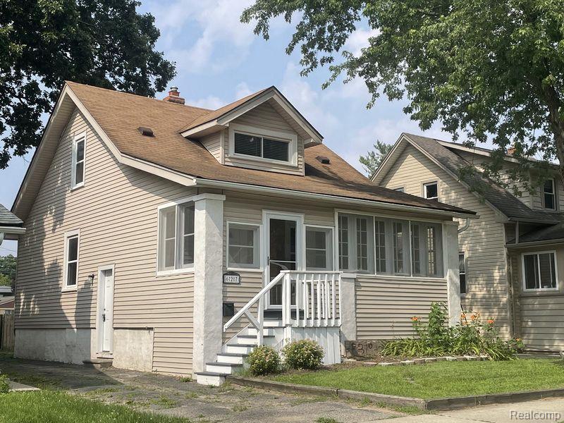 Primary Photo - 627 Frederick St