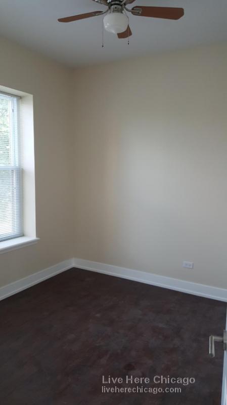 Building Photo - 4748 N Kenneth Ave