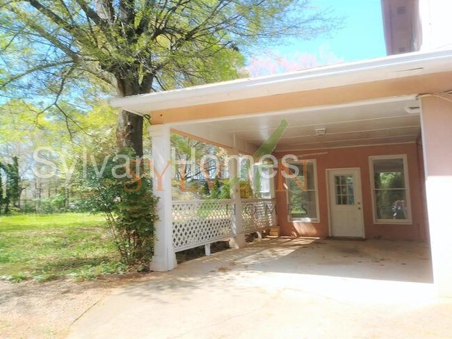 Building Photo - 2559 Bryan Cir