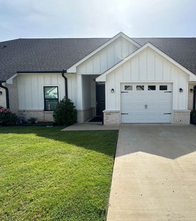 Building Photo - 10754 County Rd 169