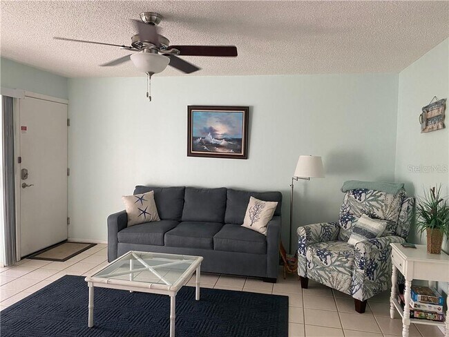Foto del edificio - 6717 Midnight Pass Rd