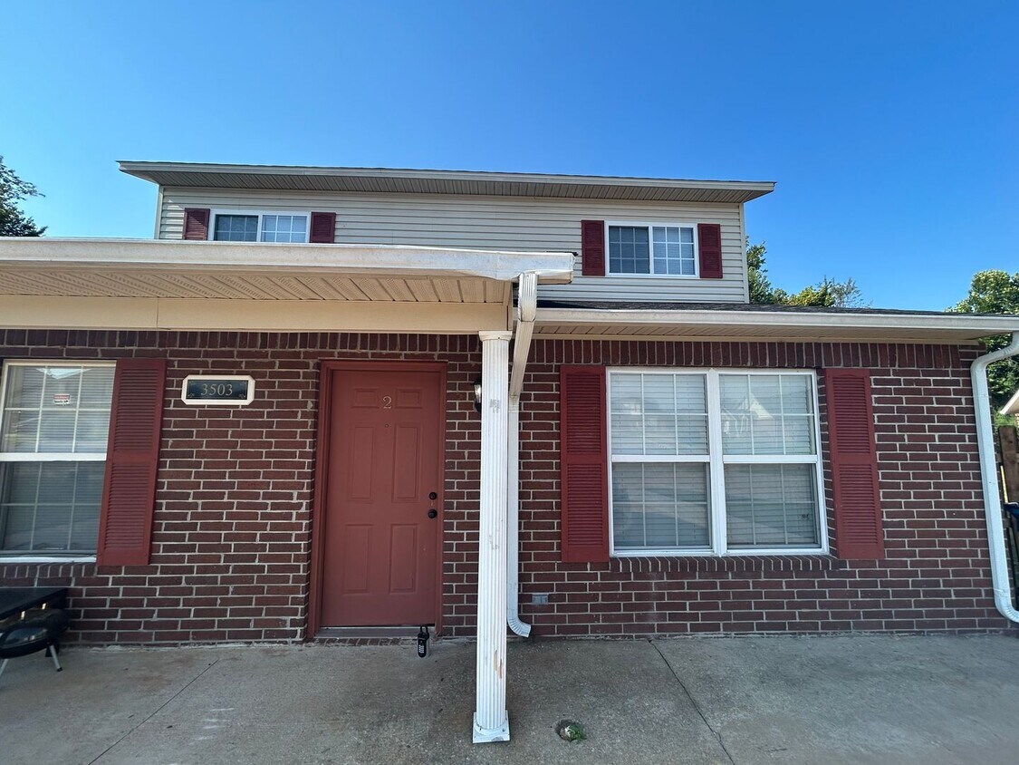 Primary Photo - 3503 SW Victoria Pl