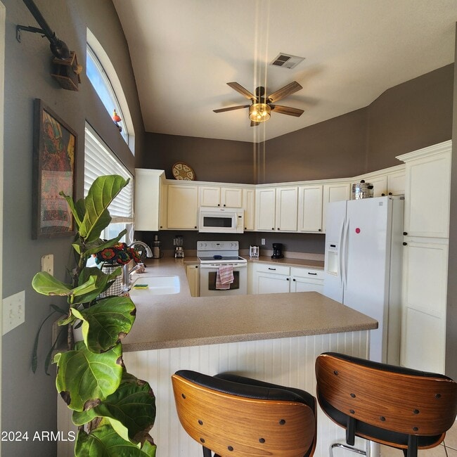 Building Photo - 4825 W Piute Ave