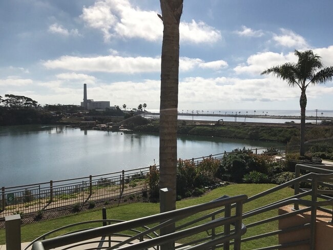 Building Photo - Major Ocean & Lagoon Views from this Beaut...