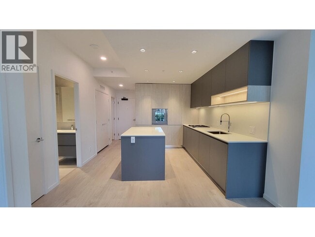 Building Photo - 6300 Minoru Blvd