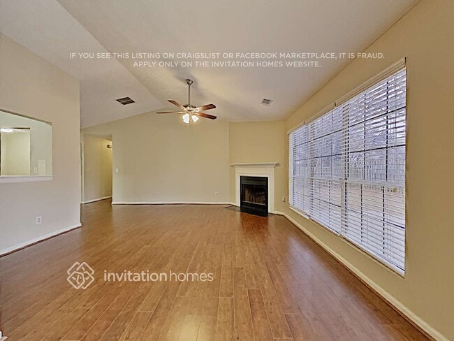 Building Photo - 10780 Mortons Crossing