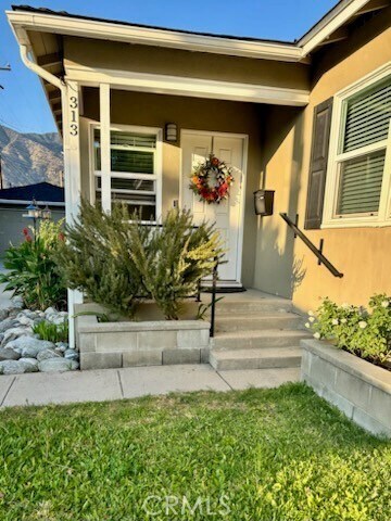 Foto principal - 313 W Bennett Ave