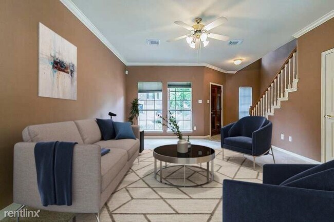 Building Photo - 4 br, 2 bath House - 3230 Hunterwood Drive
