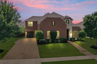 Building Photo - 2820 Annandale Dr