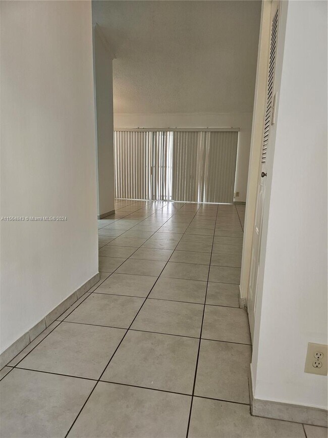 Foto del edificio - 14043 SW 91st Terrace