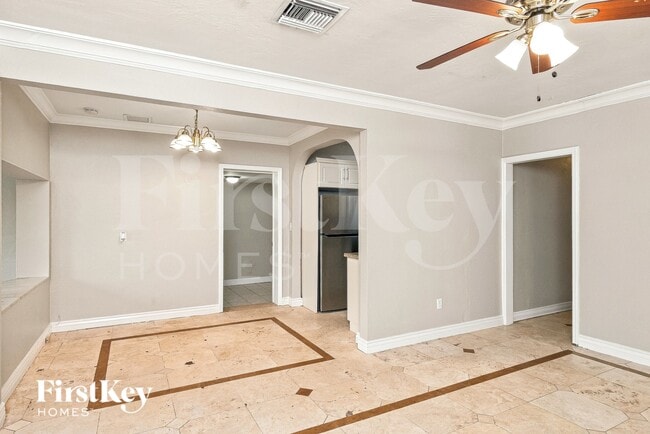 Building Photo - 1379 NE 178th St