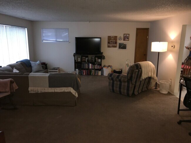 Foto del edificio - 107 N St SE