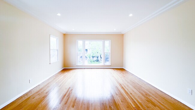 Foto del edificio - 1231 S Sycamore Ave