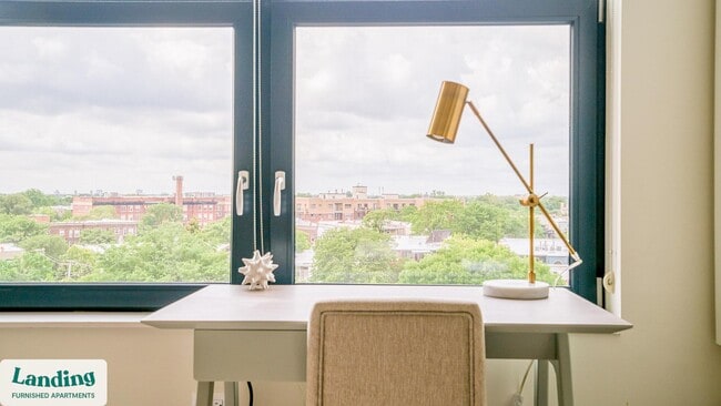 Building Photo - 2480-2522-2522 N Milwaukee Ave