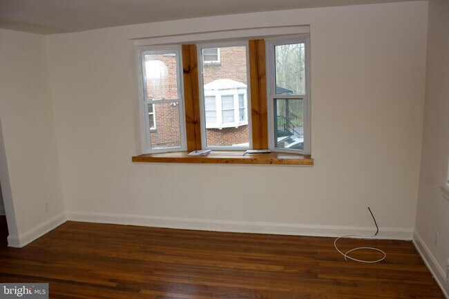 Building Photo - 5639 Belle Ave