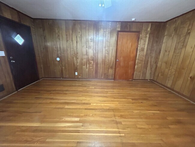 Foto del edificio - 1217 Suber St