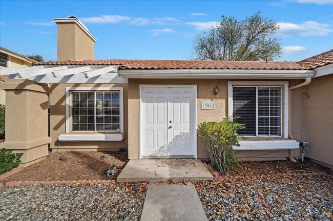 Foto del edificio - Modern Upgrades, Remodeled Kitchen & Baths, Prime Moreno Valley Location