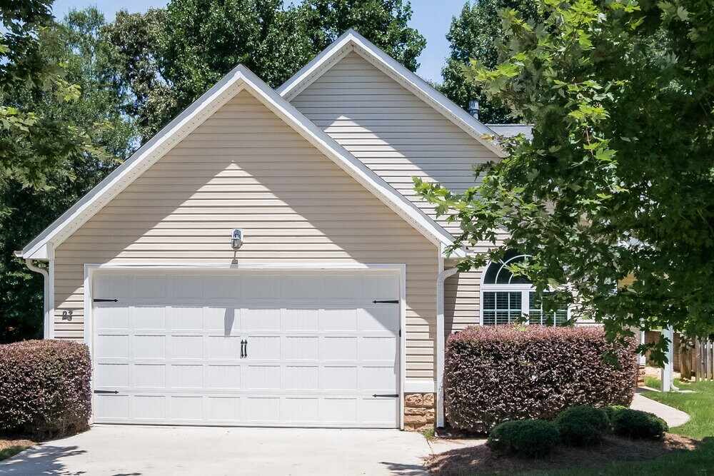 Primary Photo - 23 Bedford Park Dr