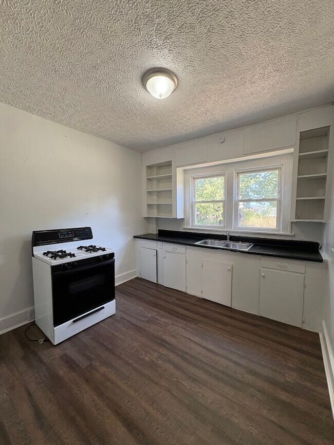 Foto del edificio - 724 S Linden Ave